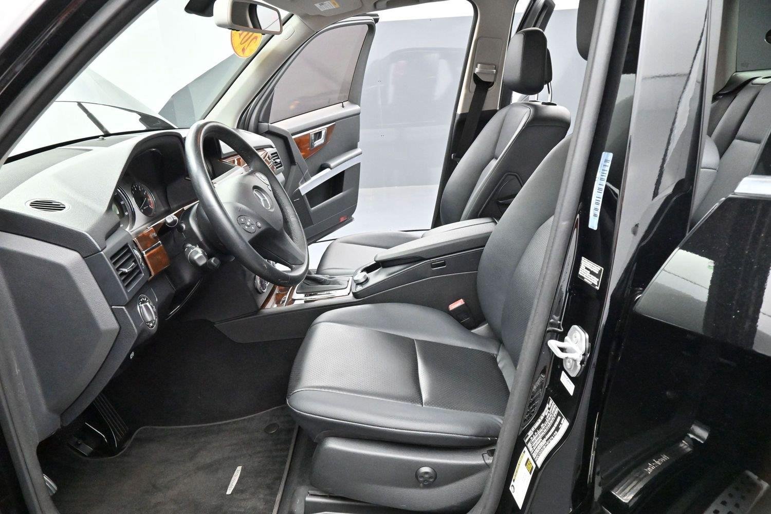 Used 2010 Black Mercedes-Benz GLK 350 image 14