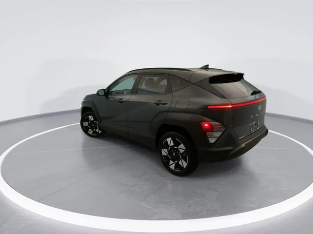 Used 2024 Gray Hyundai SEL image 4