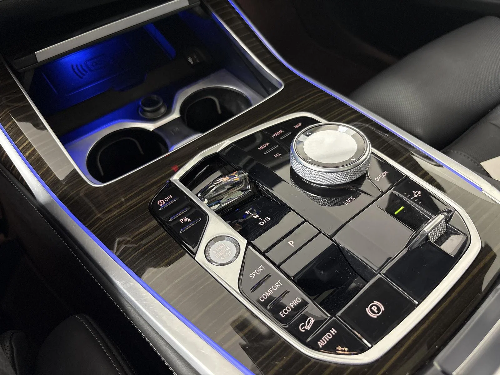 Used 2024 Brooklyn Grey Metallic BMW M60i image 10