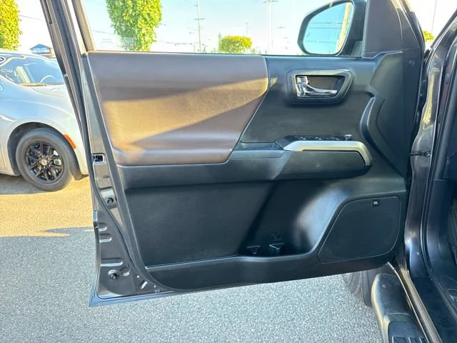 Used 2017 Magnetic Gray Metallic Toyota Limited image 16