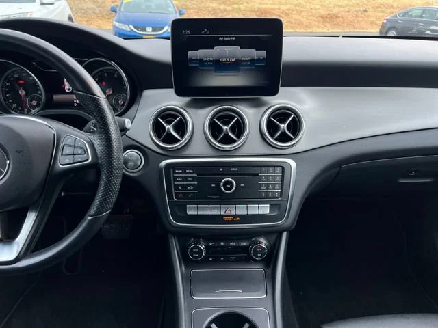 Used 2019 Polar White Mercedes-Benz CLA 250 image 19