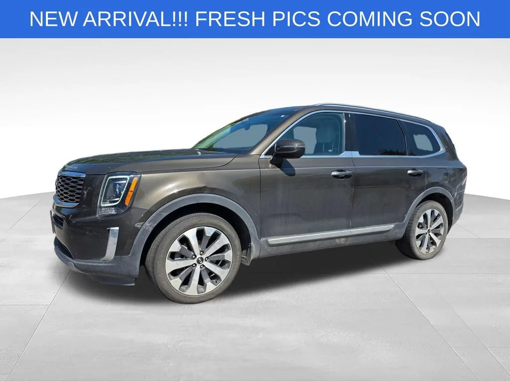Used 2020 Kia Telluride S with VIN 5XYP6DHC3LG061344 for sale in Mount Pleasant, SC