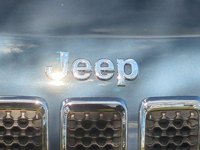 Used 2021 Blue Jeep Limited image 33
