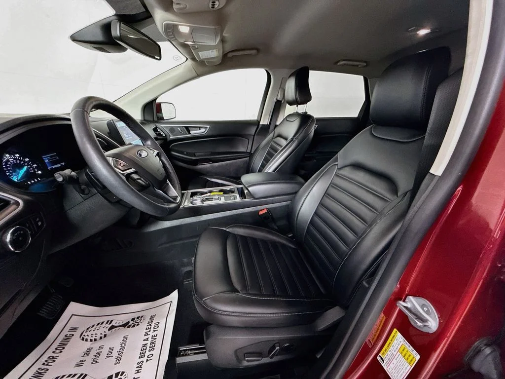 Used 2023 Rapid Red Metallic Tinted Clearcoat Ford SEL image 2