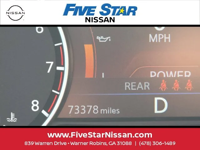 Used 2023 Silver Nissan Platinum image 21