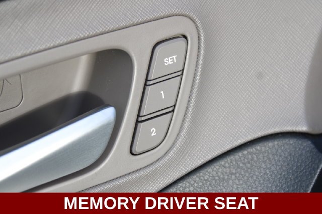 Used 2017 Blue Hyundai SE Ultimate image 4