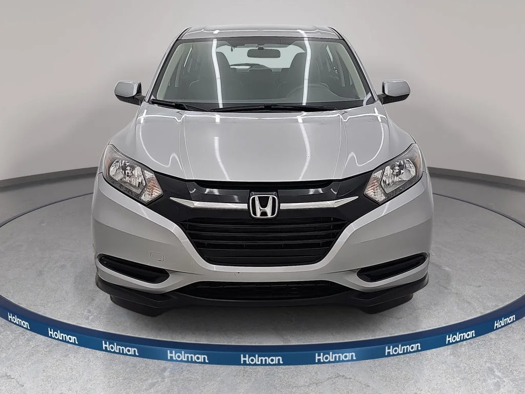 Used 2018 Silver Honda LX image 2