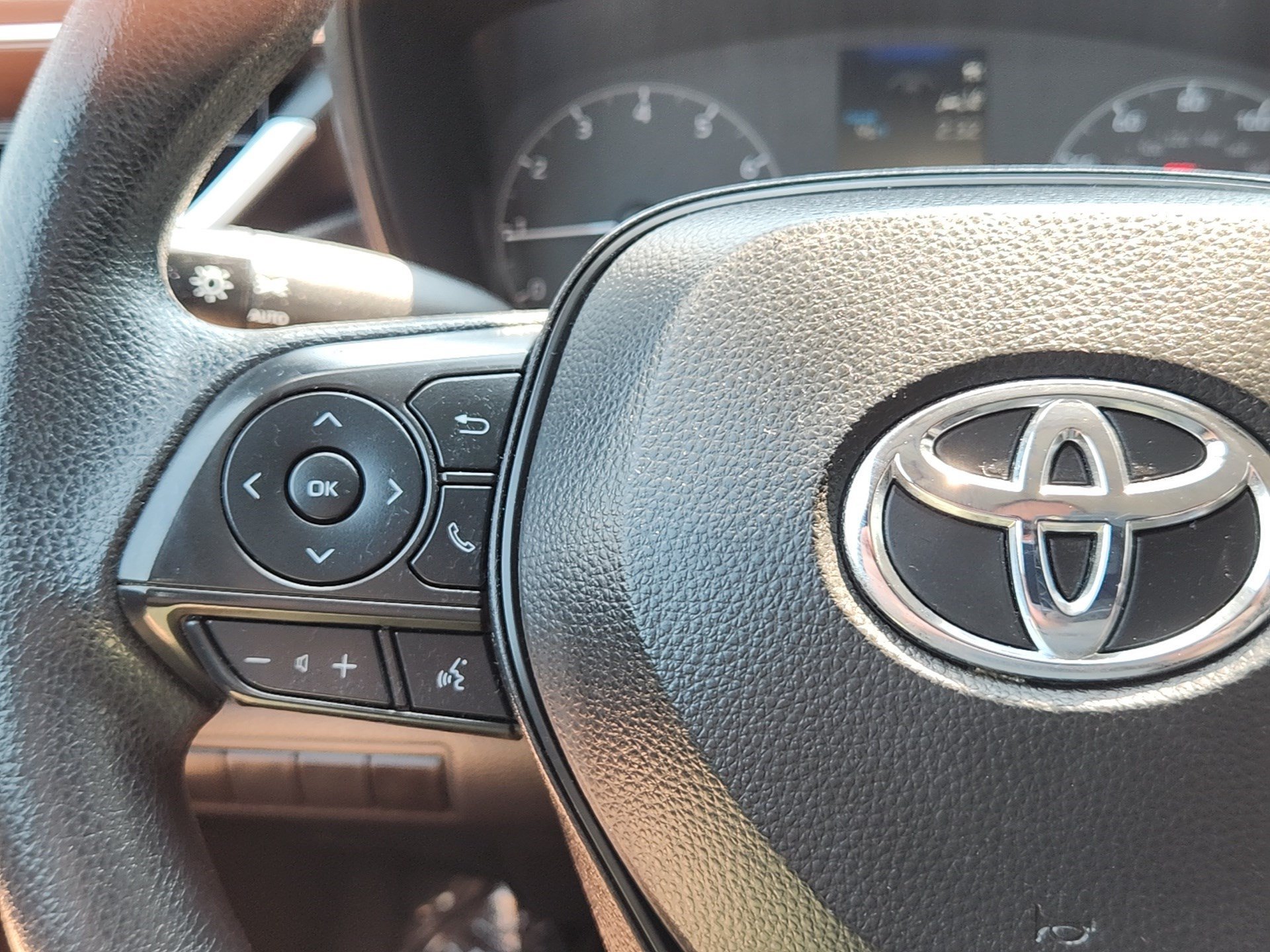 Certified Used 2024 Blueprint Toyota LE image 18