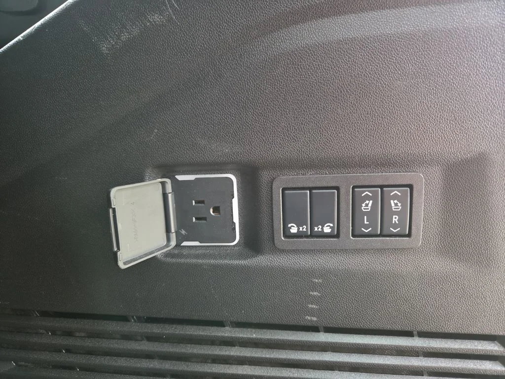 Certified Used 2025 Gray Chevrolet Premier image 36