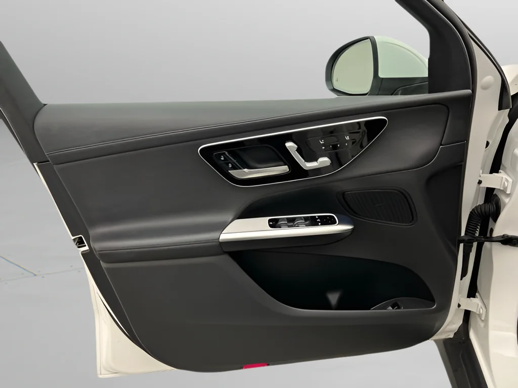 2024 Mercedes-Benz GLC GLC 300 - Photo 29