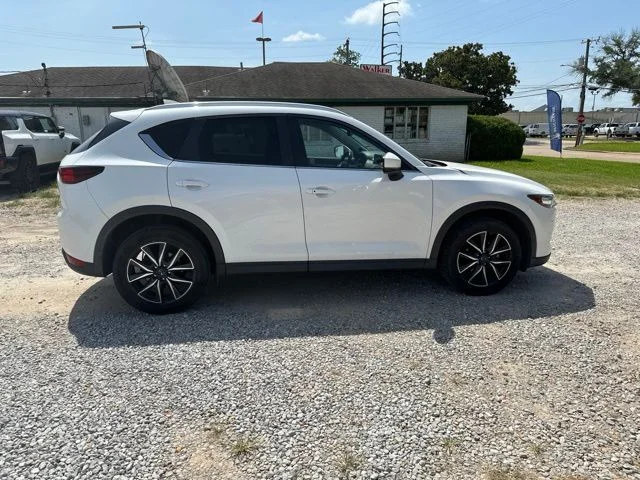 Used 2018 White Mazda Touring image 15