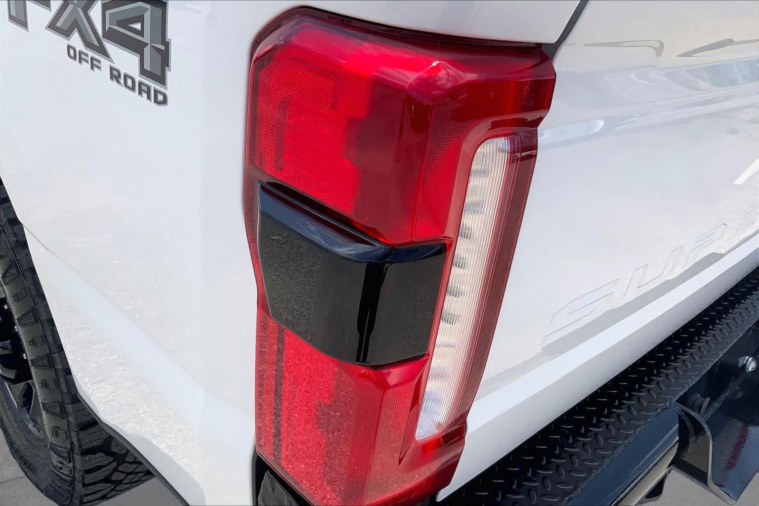 Used 2024 Star White Ford LARIAT image 29