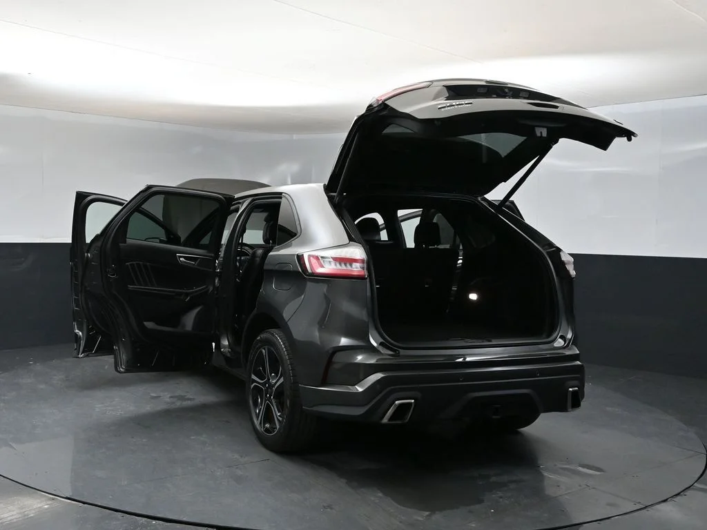 Used 2019 Magnetic Ford ST image 42