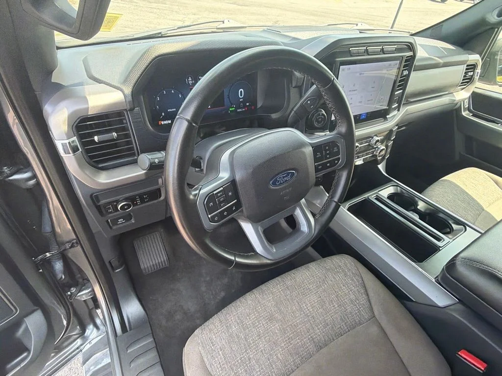 Used 2024 Gray Ford XLT image 22