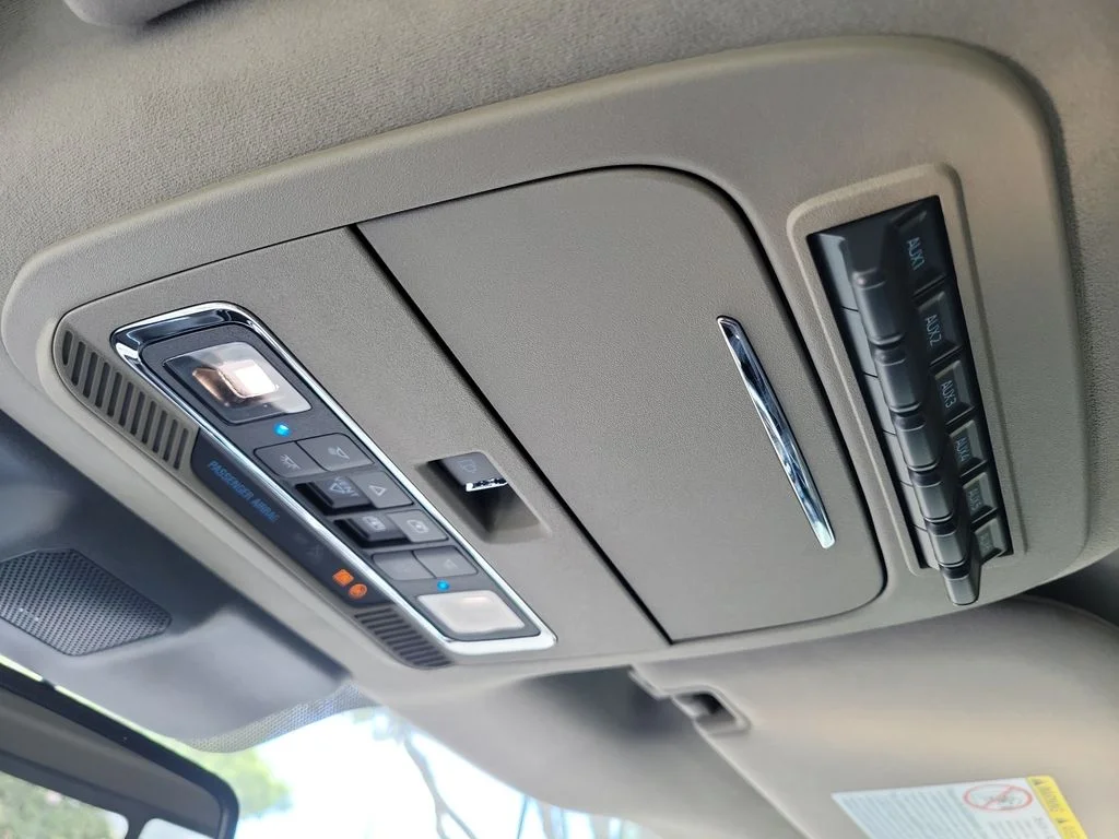 New 2026 Argon Blue Metallic Ford F-250® Platinum® image 30