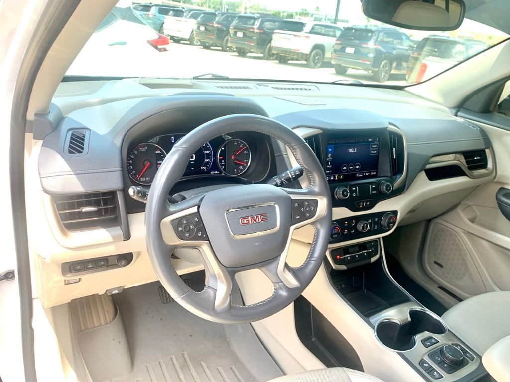 Used 2022 White GMC Denali image 11