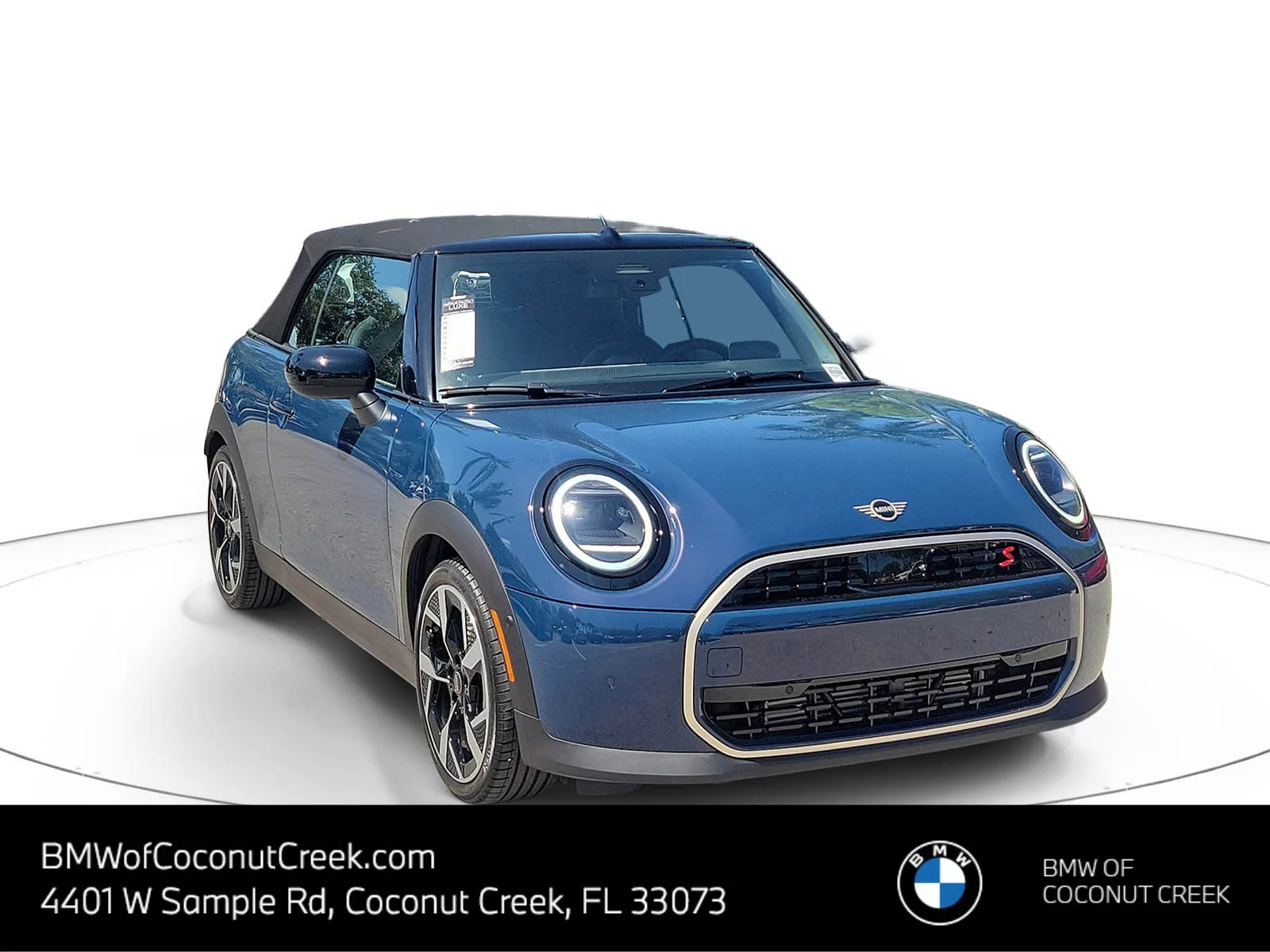 2025 MINI Convertible Cooper S Signature's photo