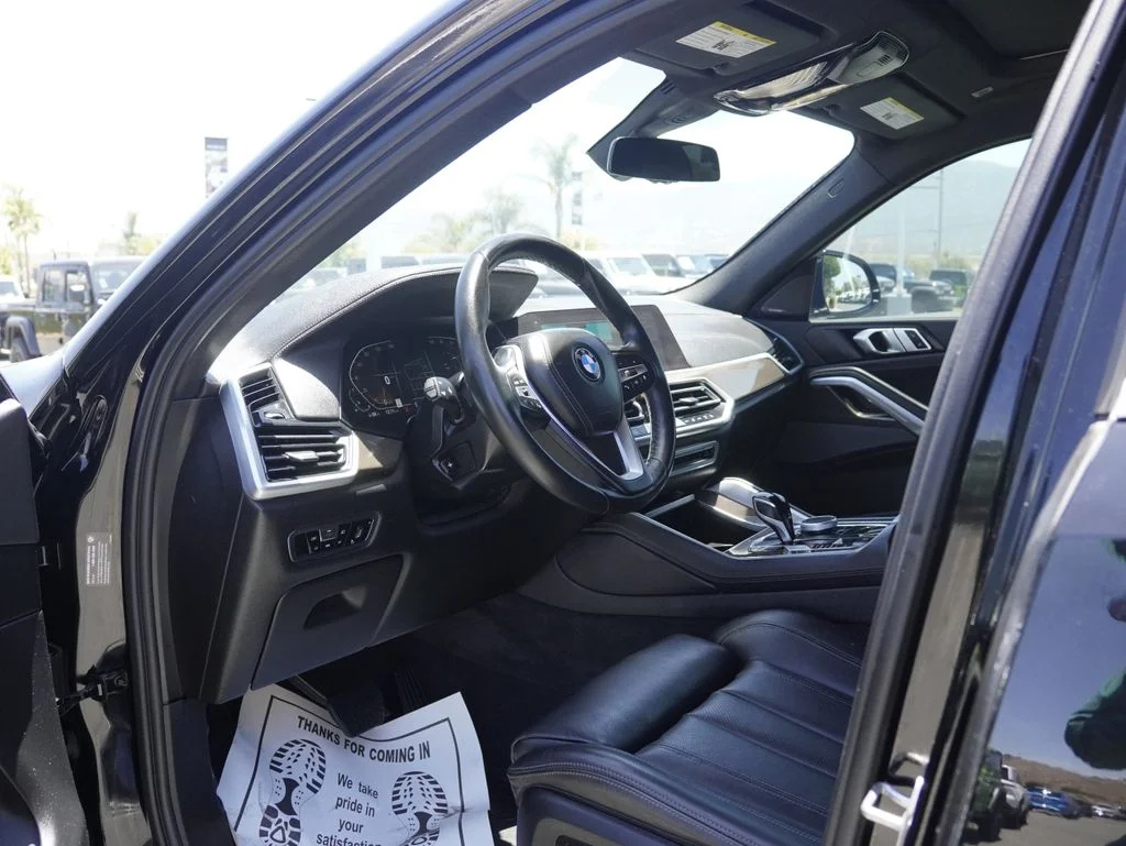 Certified Used 2022 Black BMW xDrive40i image 23