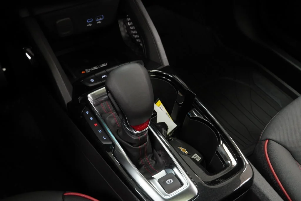 New 2026 Mosaic Black Metallic Chevrolet RS image 28
