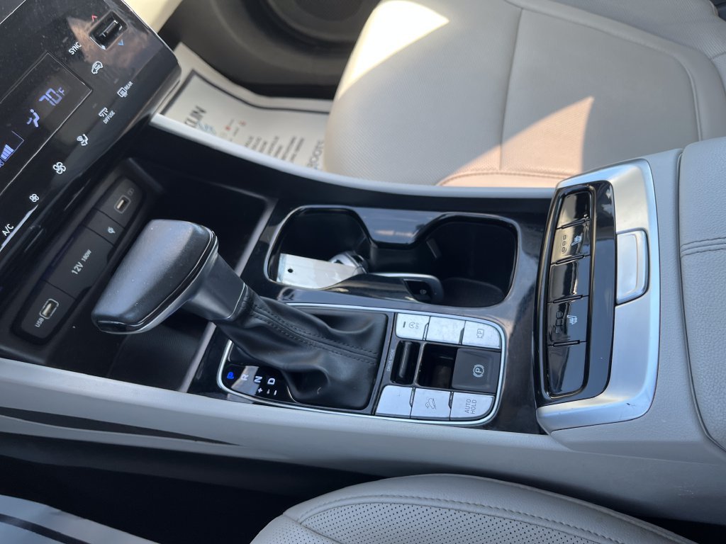Used 2023 Silver Hyundai SEL image 20
