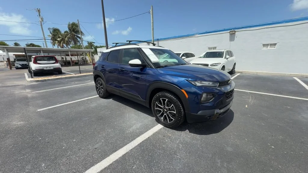 Used 2022 Blue Glow Metallic Chevrolet ACTIV image 2