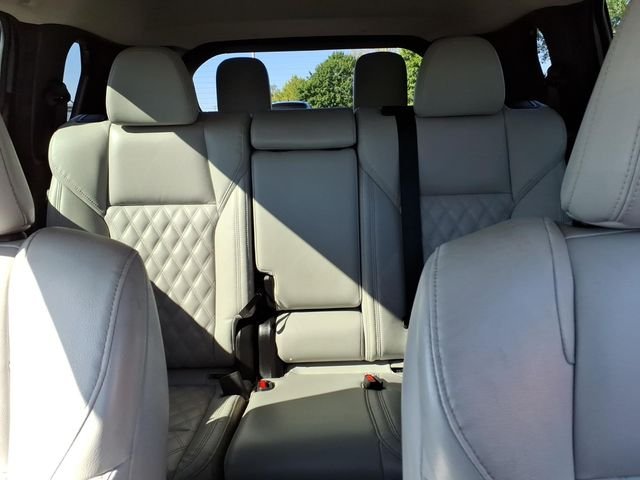 Used 2022  Mitsubishi SEL image 29