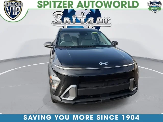 Used 2026 Black Hyundai SE image 4