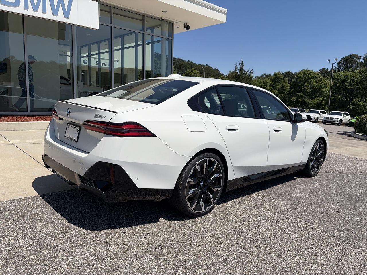 New 2027 Alpine White BMW 530i xDrive image 8