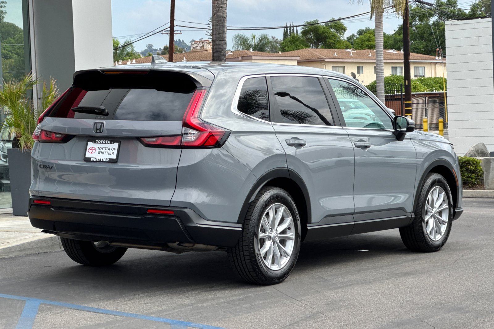Used 2024 Gray Honda EX image 5