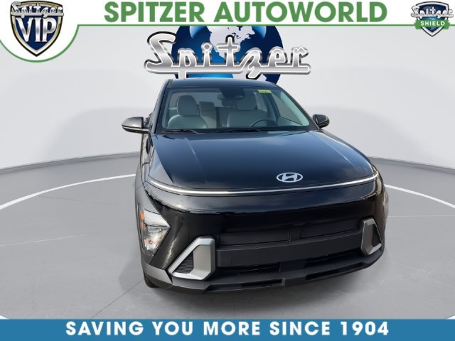 Used 2026 Black Hyundai SE image 4