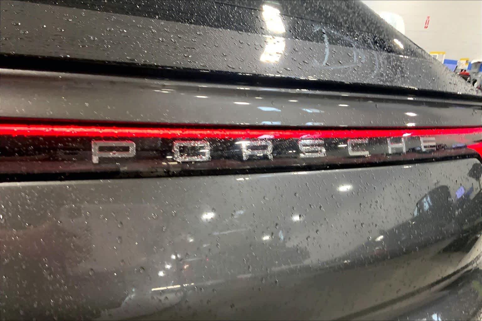Used 2021 Quartzite Grey Metallic Porsche  image 29
