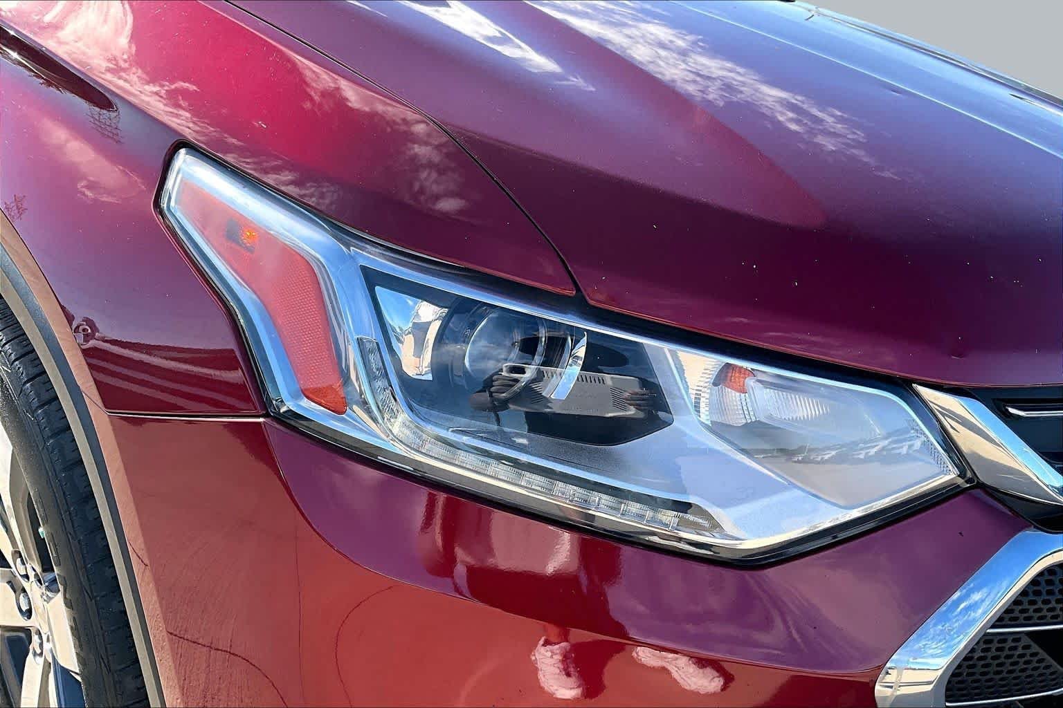 Used 2020 Cajun Red Tintcoat Chevrolet LT Leather image 25