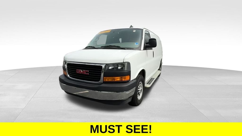 Used 2024 Summit White GMC Work Van image 3