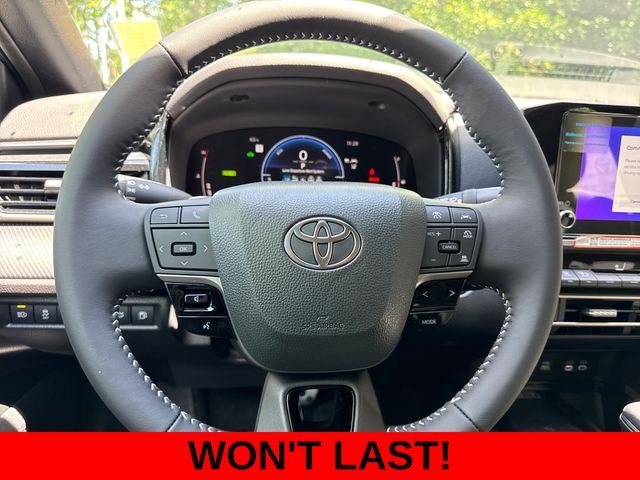Used 2026  Toyota SE image 14