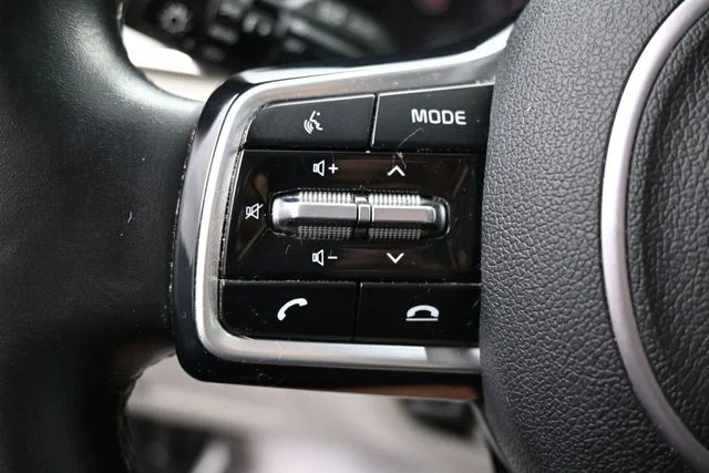 2021 Kia Sorento SX - Photo 18
