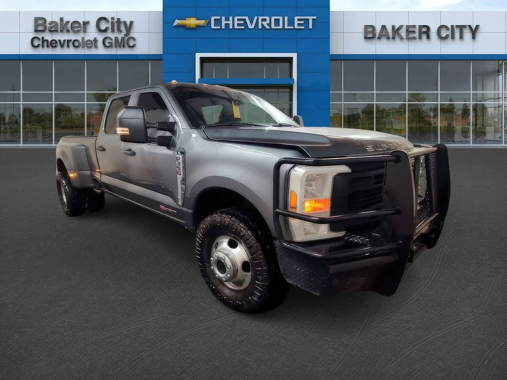 2023 Ford F-350 XL 4x4 Crew Cab 8' Box DRW's photo