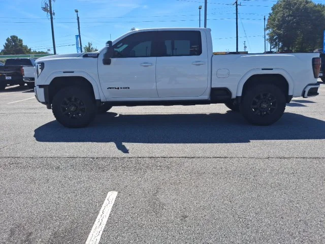 Used 2024 White GMC AT4 image 5