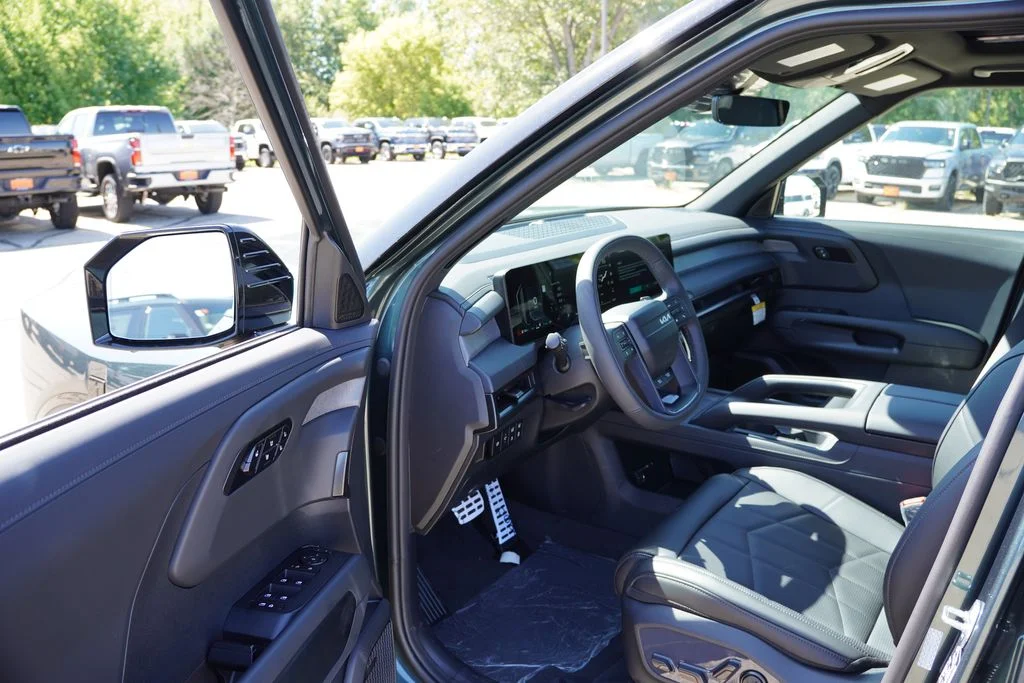 New 2027 Black Jade Green Kia X-LINE SX image 10