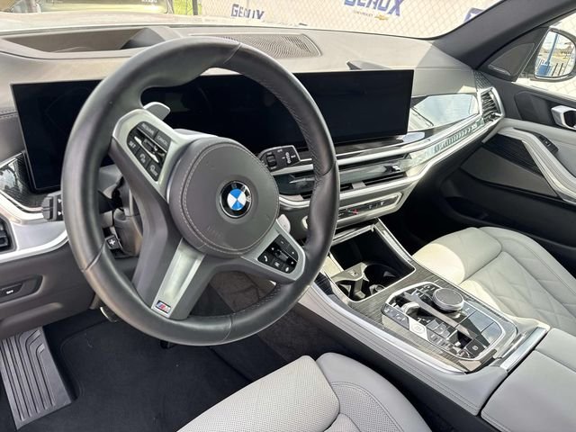 Used 2026 Gray BMW sDrive40i image 31