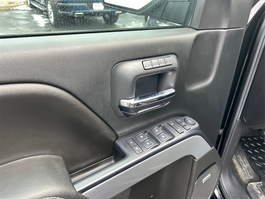 2015 CHEVROLET SILVERADO - Image 14