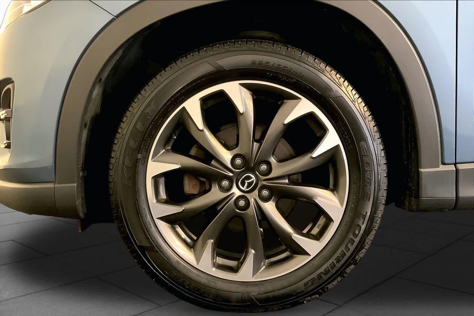Used 2016 Blue Reflex Mica Mazda Grand Touring image 12