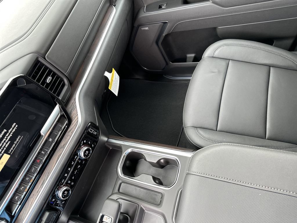 2026 GMC Sierra 1500 SLT - Photo 24