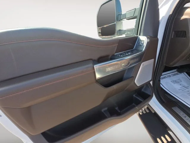 Used 2025 Oxford White Ford King Ranch image 10