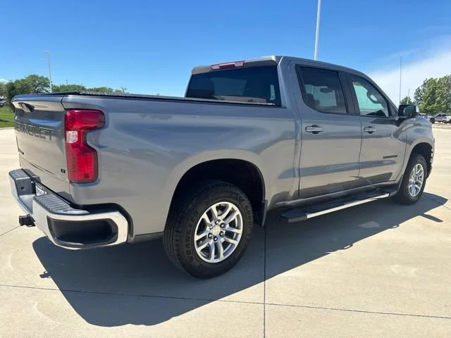 Used 2021 SATIN STEEL METALLIC Chevrolet LT image 35