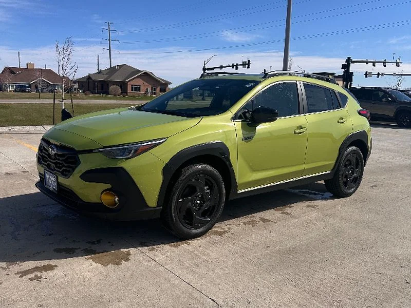 New 2026 CITRON YELLOW PEARL Subaru Sport Hybrid image 2