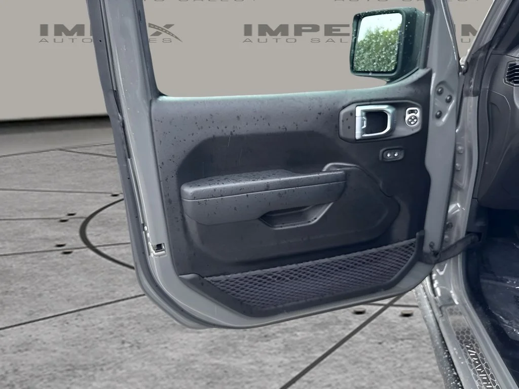 Used 2023 Gray Jeep Rubicon 4xe image 17