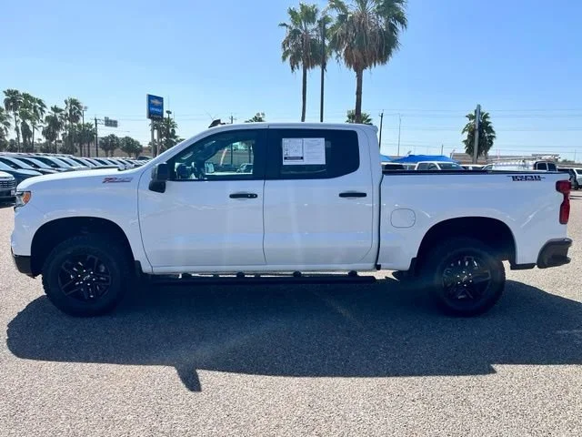 Used 2025 Summit White Chevrolet LT Trail Boss image 5