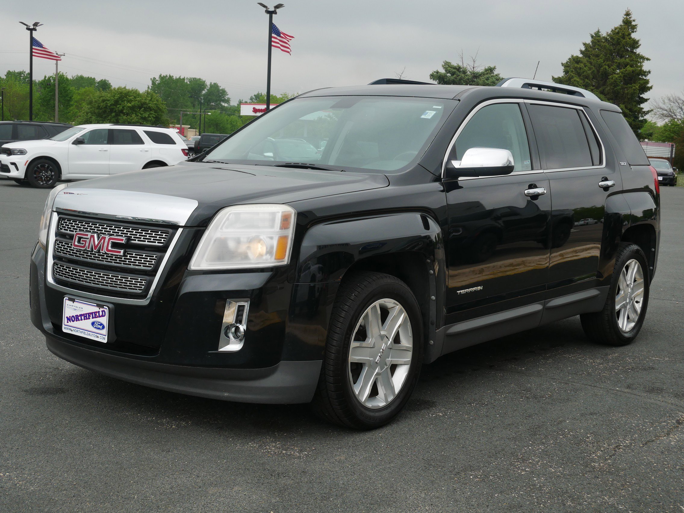Used 2010 Onyx Black GMC SLT-2 image 4