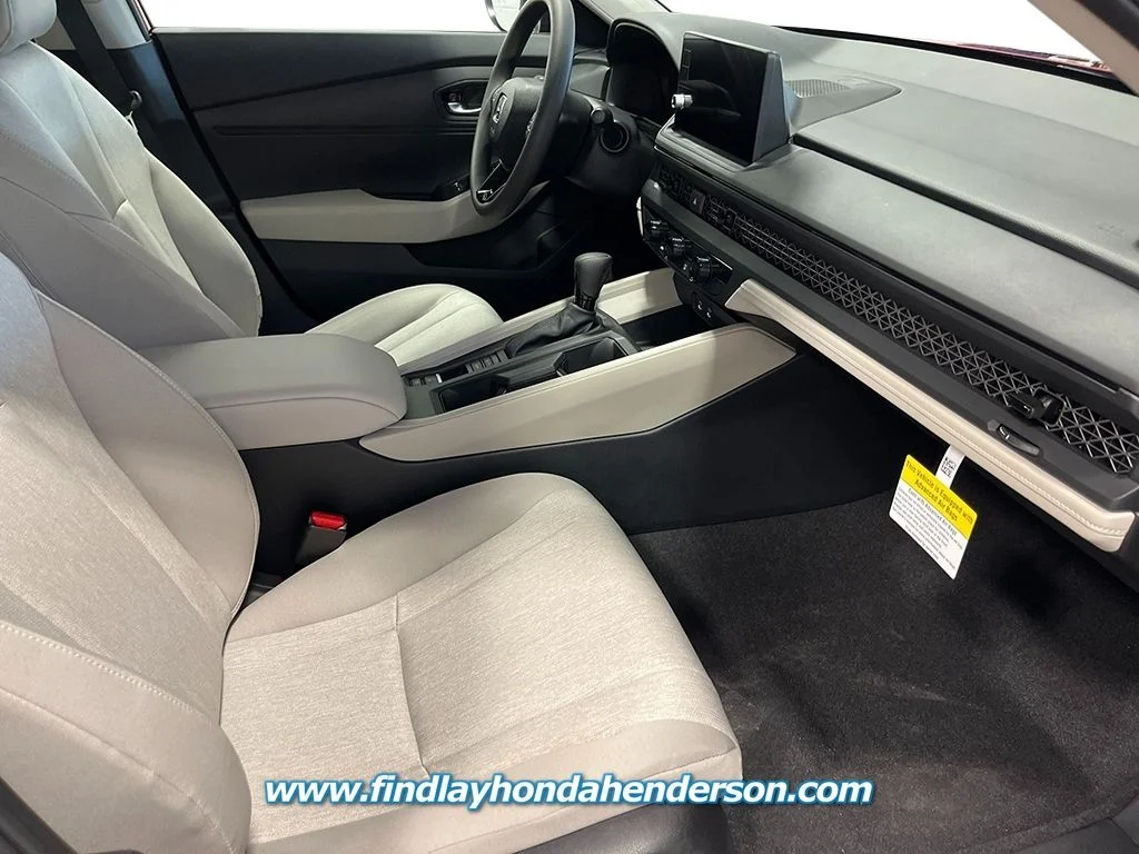 New 2026 Platinum White Pearl Honda LX image 25