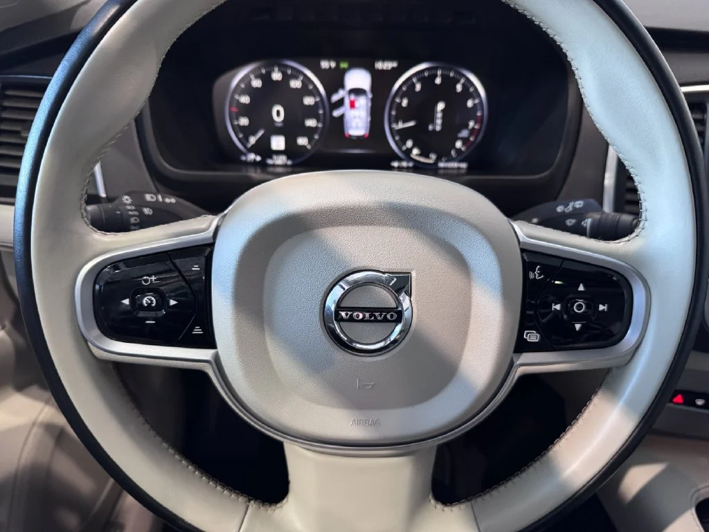 2021 Volvo XC90 Momentum - Photo 14